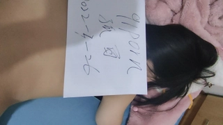 业余继女被继父在服装中狠狠地操