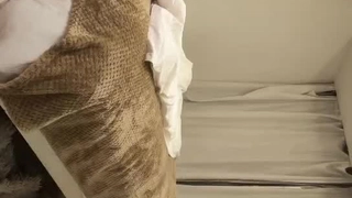 新人小情侣刚入行，无套啪啪做爱，内射超粉嫩蝴蝶逼，手持镜头狠狠操 逼怼嘴第05集