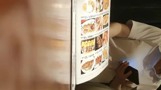 学生激情吸吮和骑公鸡看色情片后